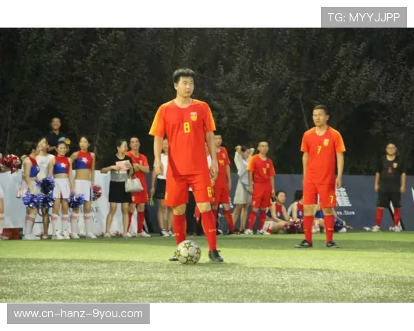 帕奎塔闪耀绿茵场展现足球才华助力球队追逐胜利梦想